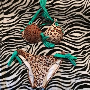 Cheetah print bikini set